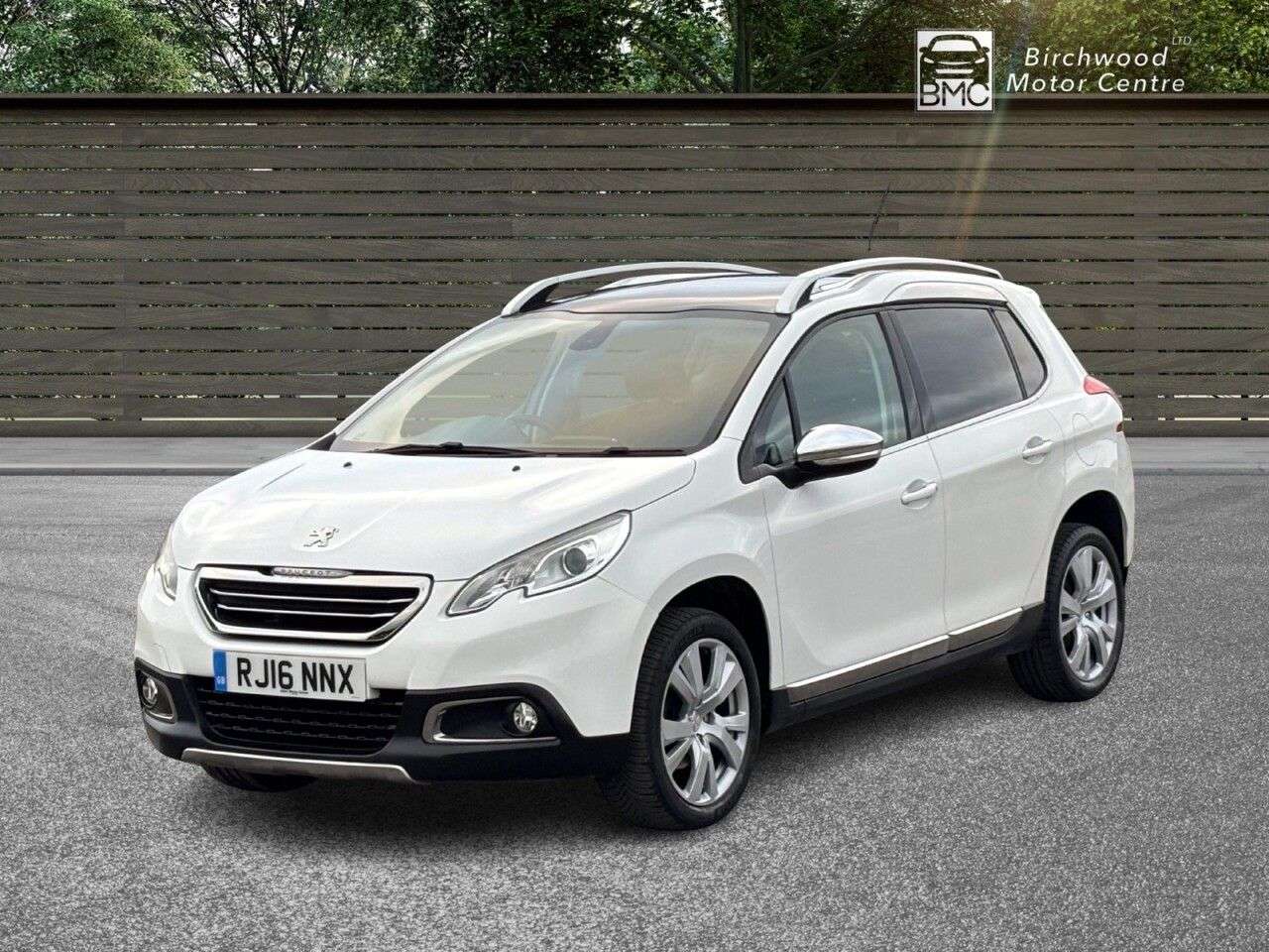 A 2016 PEUGEOT 2008 1.2L 5d 130 BHP A 2016 PEUGEOT 2008 1.2L 5d 130 BHP