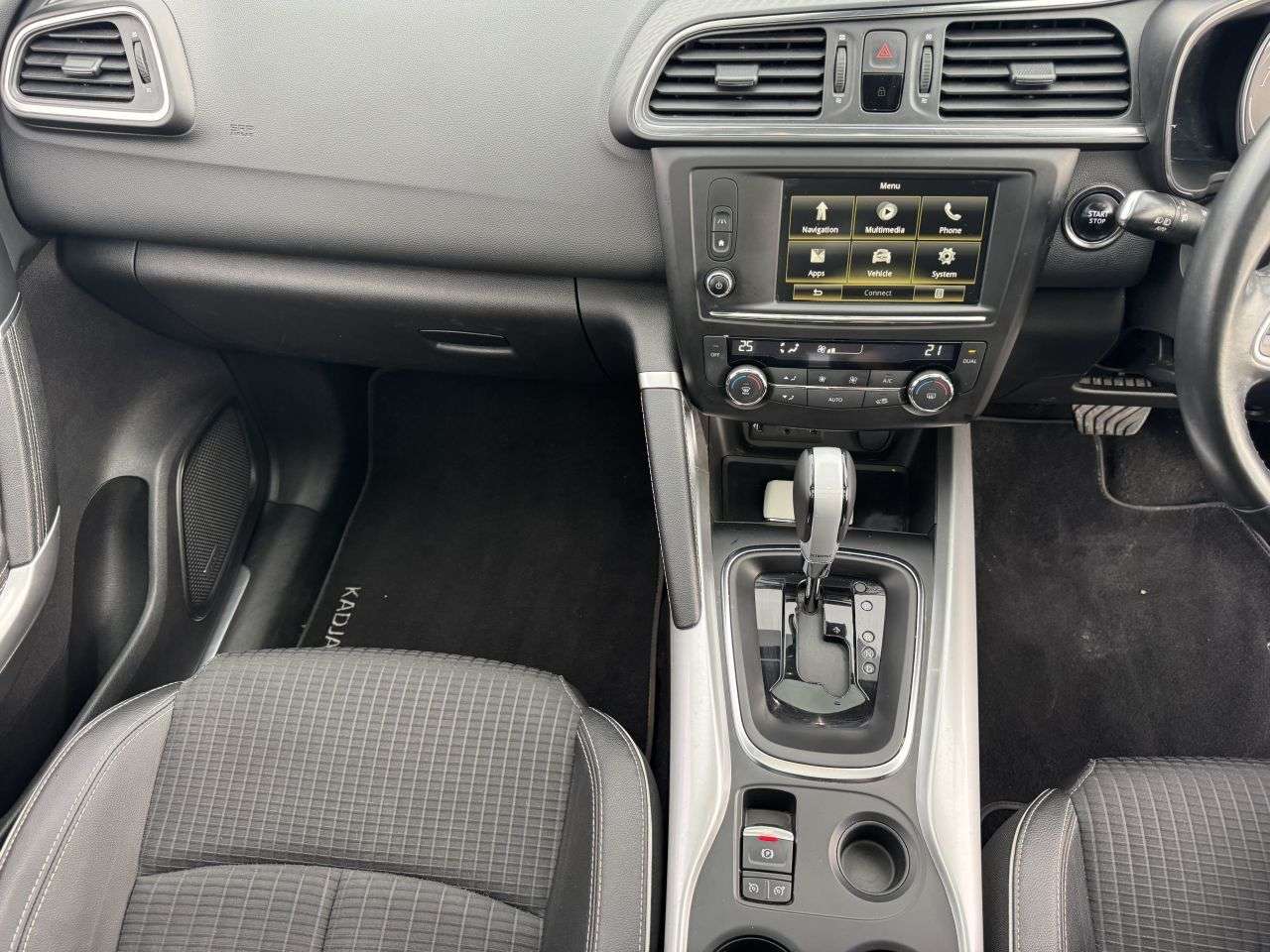 2017 RENAULT KADJAR 2017 RENAULT KADJAR