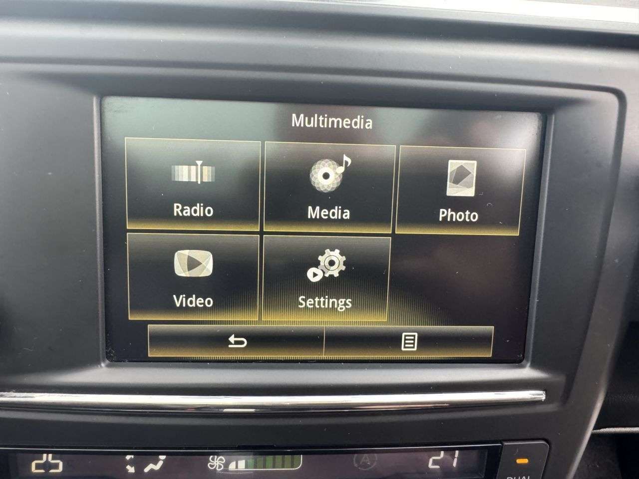 2017 RENAULT KADJAR 2017 RENAULT KADJAR
