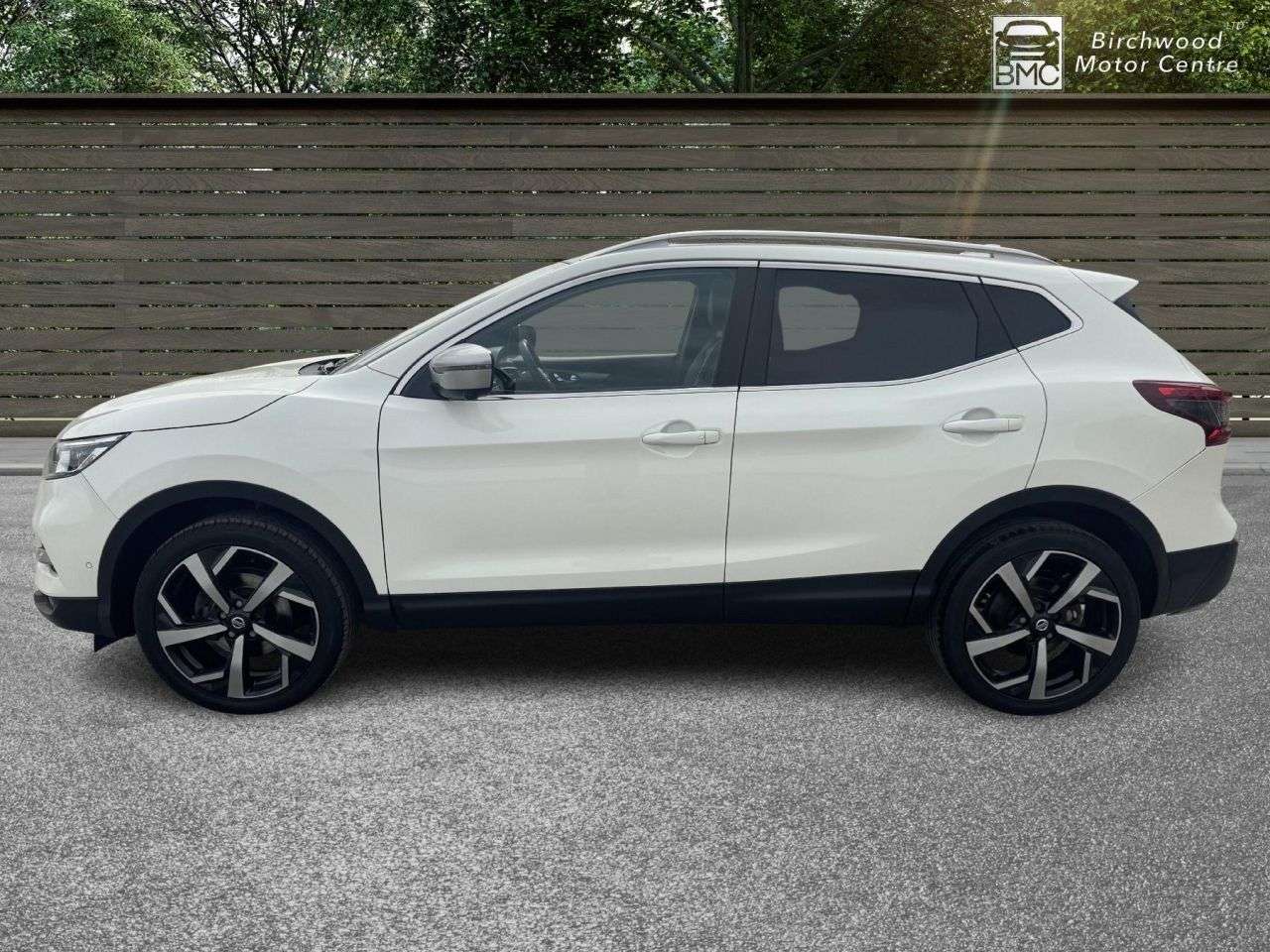 A 2018 NISSAN QASHQAI 1.2 DIG-T Tekna+ SUV 5dr Petrol XTRON Euro 6 (s/s) (115 ps) AIR CONDITIONIN A 2018 NISSAN QASHQAI 1.2 DIG-T Tekna+ SUV 5dr Petrol XTRON Euro 6 (s/s) (115 ps) AIR CONDITIONIN