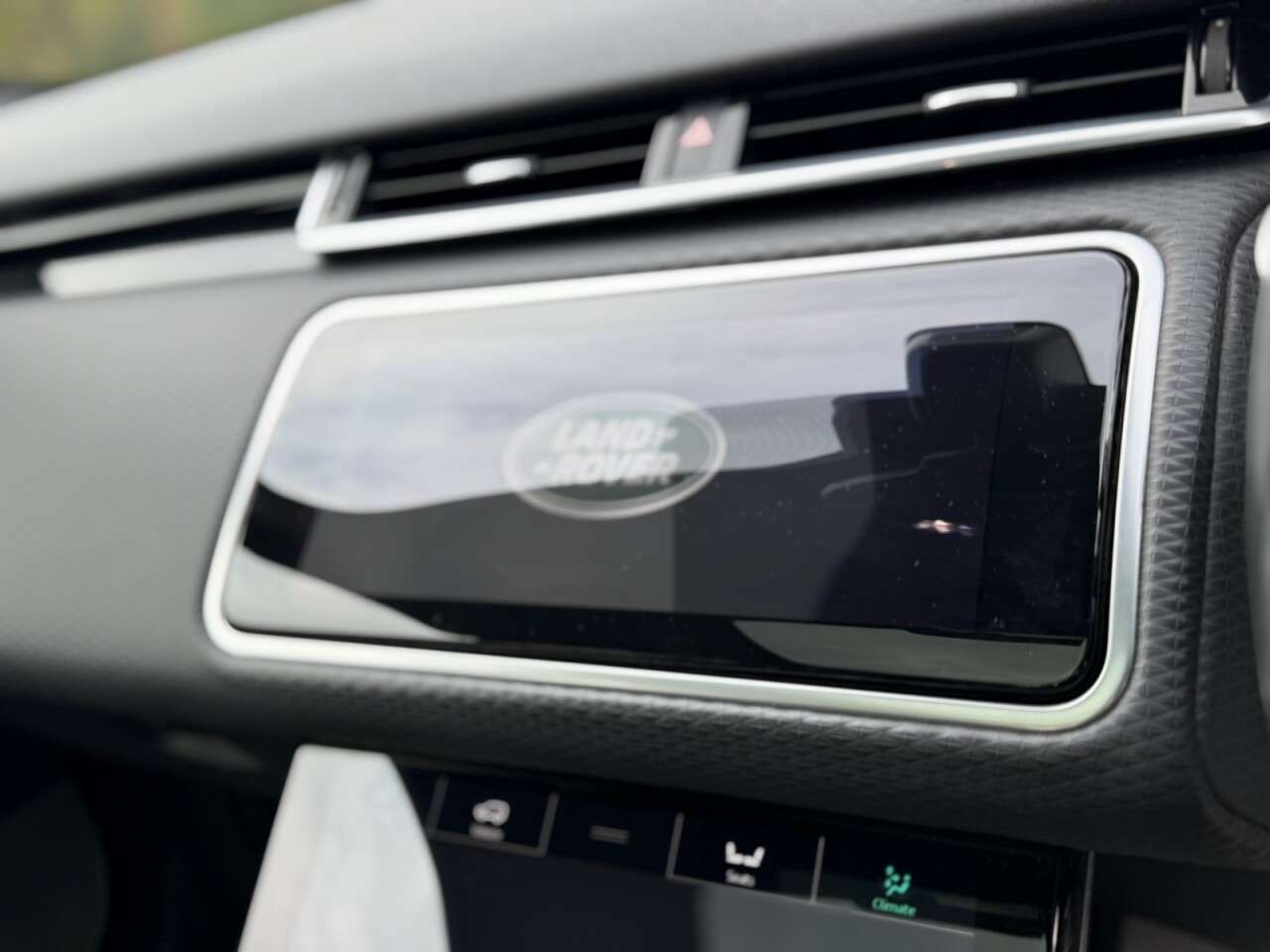 2019 LAND ROVER RANGE ROVER VELAR 2019 LAND ROVER RANGE ROVER VELAR