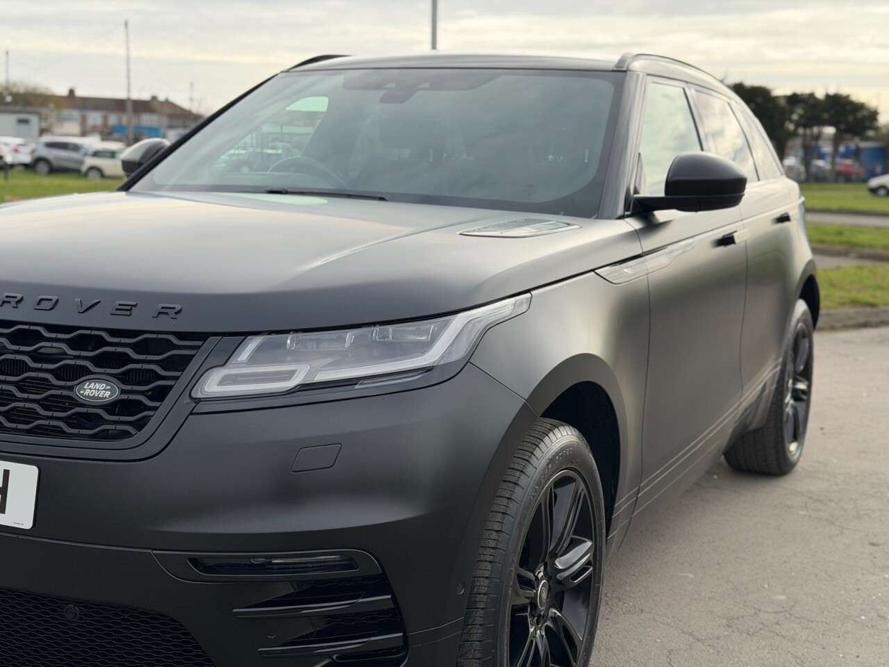 2019 LAND ROVER RANGE ROVER VELAR 2019 LAND ROVER RANGE ROVER VELAR