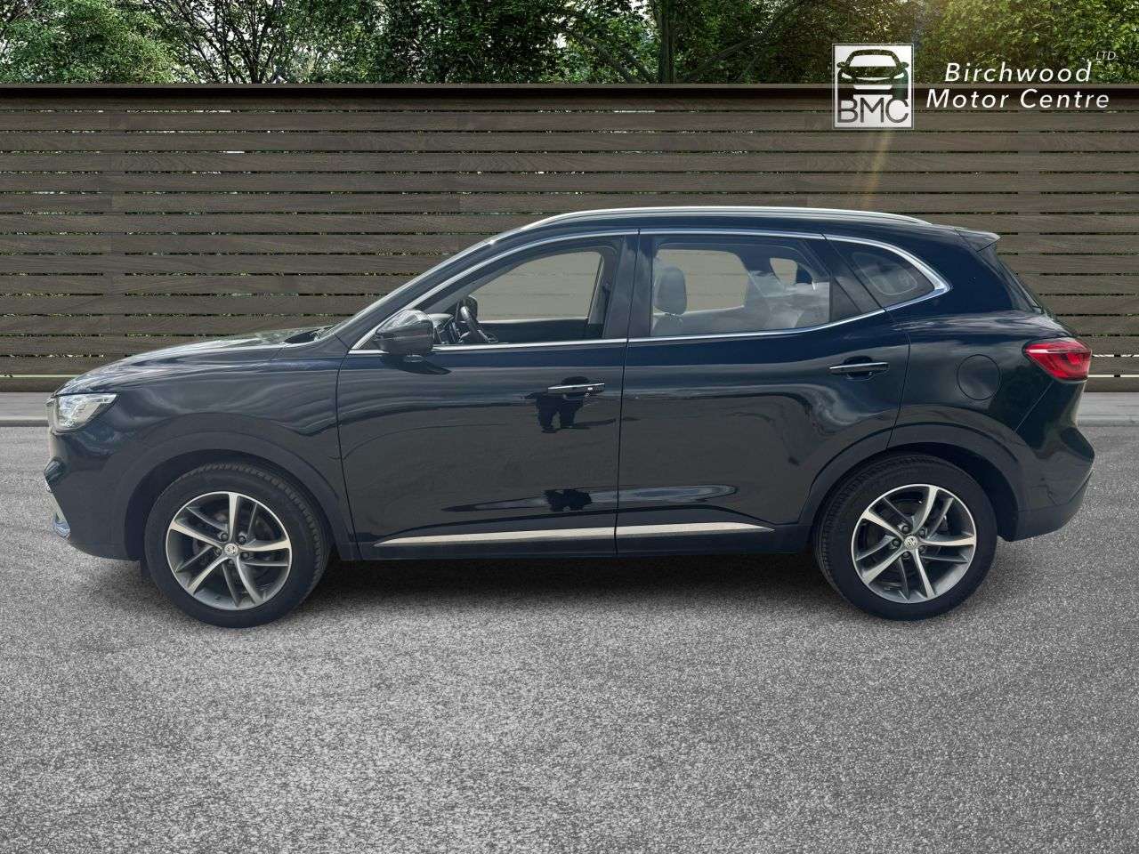 A 2023 MG MG HS 1.5 T-GDI Excite SUV 5dr Petrol DCT Euro 6 (s/s) (162 ps) FULL SERVICE HIST A 2023 MG MG HS 1.5 T-GDI Excite SUV 5dr Petrol DCT Euro 6 (s/s) (162 ps) FULL SERVICE HIST