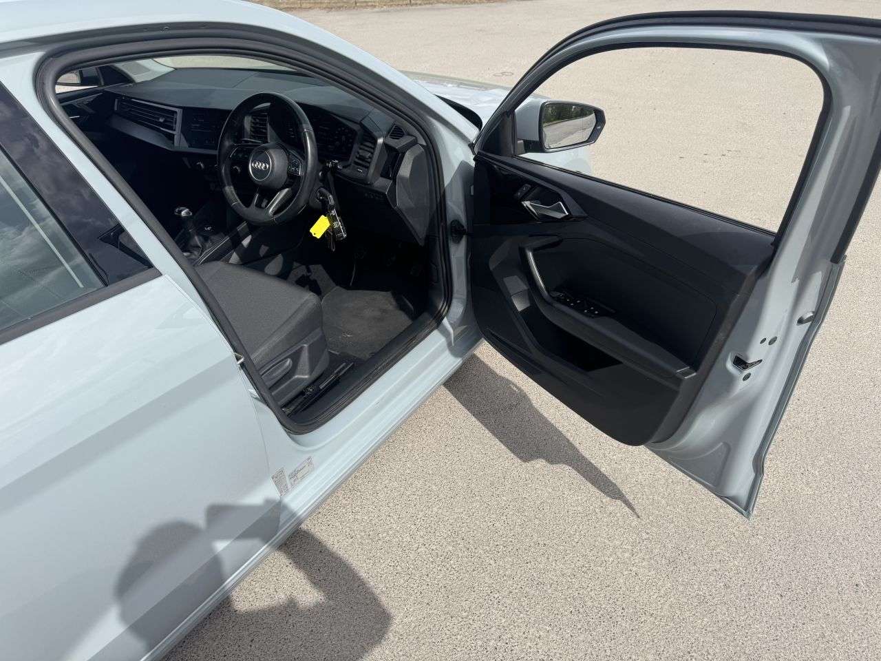 2022 AUDI A1 2022 AUDI A1