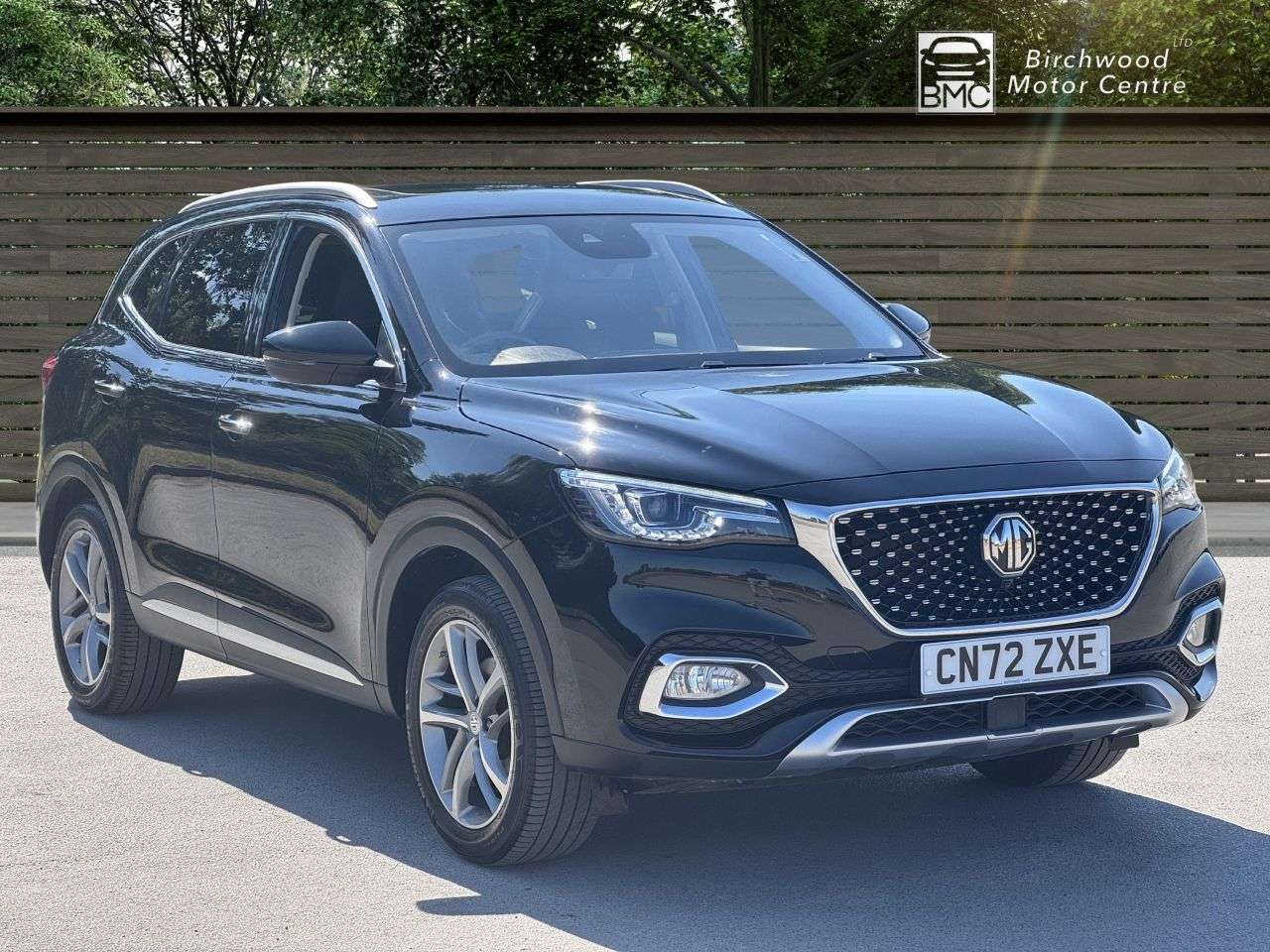 A 2022 MG MG HS 1.5 T-GDI Exclusive SUV 5dr Petrol Manual Euro 6 (s/s) (162 ps) A 2022 MG MG HS 1.5 T-GDI Exclusive SUV 5dr Petrol Manual Euro 6 (s/s) (162 ps)