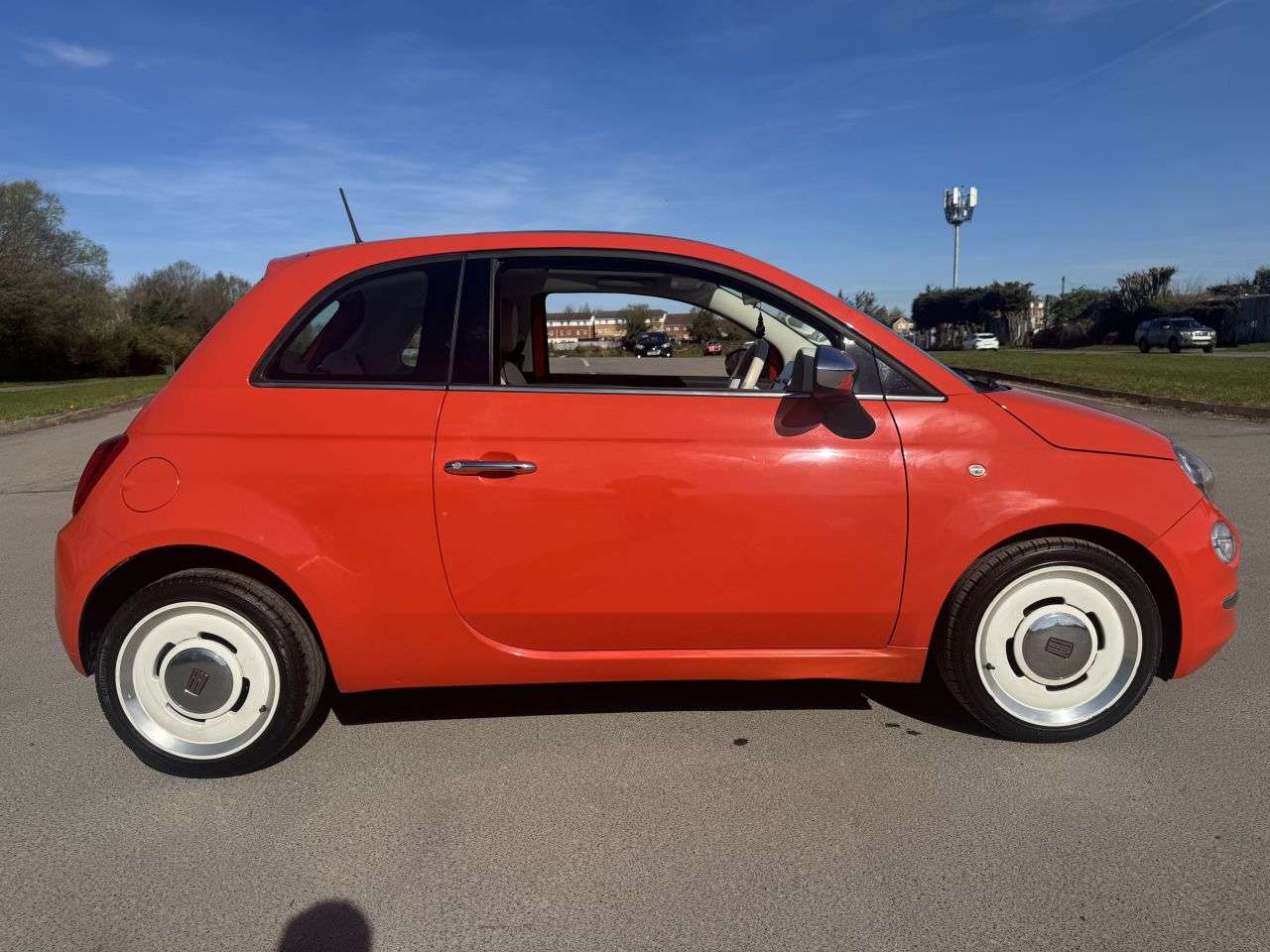 2017 FIAT 500 2017 FIAT 500