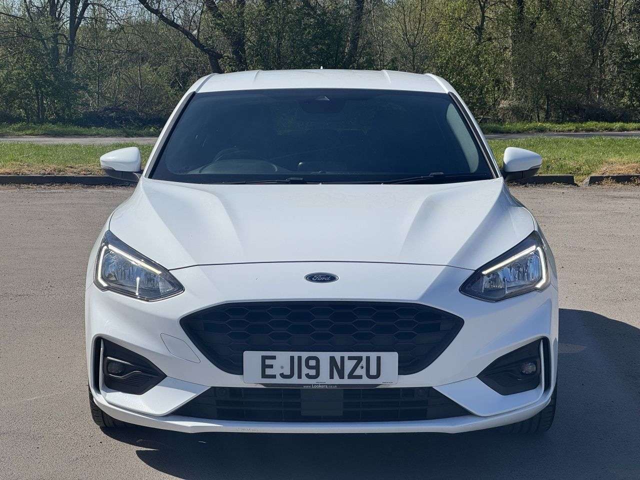 A 2019 FORD FOCUS 1.0T ECOBOOST ZETEC HATCHBACK 5DR PETROL MANUAL EURO 6 (S/S) (100 PS) AIR C A 2019 FORD FOCUS 1.0T ECOBOOST ZETEC HATCHBACK 5DR PETROL MANUAL EURO 6 (S/S) (100 PS) AIR C