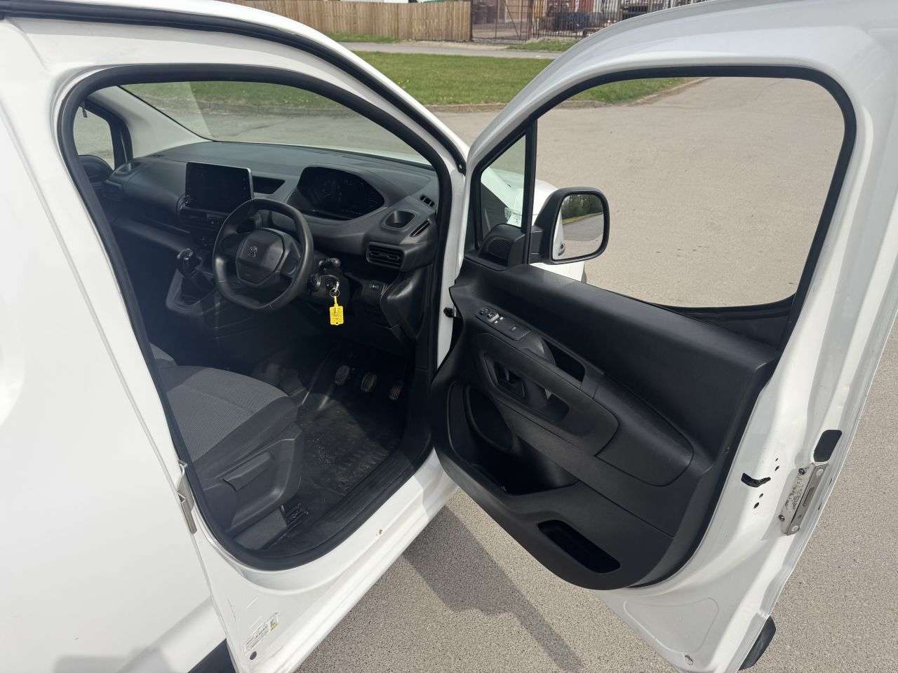 2019 PEUGEOT PARTNER 2019 PEUGEOT PARTNER