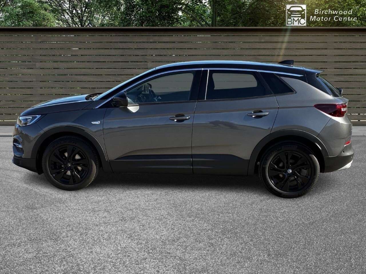 A 2021 VAUXHALL GRANDLAND X 1.2 Turbo SRi Nav SUV 5dr Petrol Manual Euro 6 (s/s) (130 ps) A 2021 VAUXHALL GRANDLAND X 1.2 Turbo SRi Nav SUV 5dr Petrol Manual Euro 6 (s/s) (130 ps)