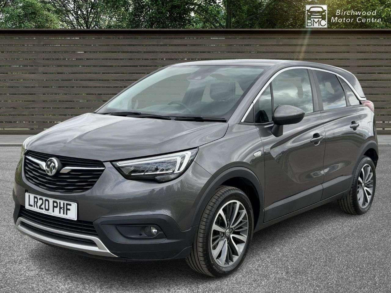 A 2020 VAUXHALL CROSSLAND X 1.2 Turbo Elite Nav SUV 5dr Petrol Auto Euro 6 (s/s) (130 ps) FULL SERVICE A 2020 VAUXHALL CROSSLAND X 1.2 Turbo Elite Nav SUV 5dr Petrol Auto Euro 6 (s/s) (130 ps) FULL SERVICE