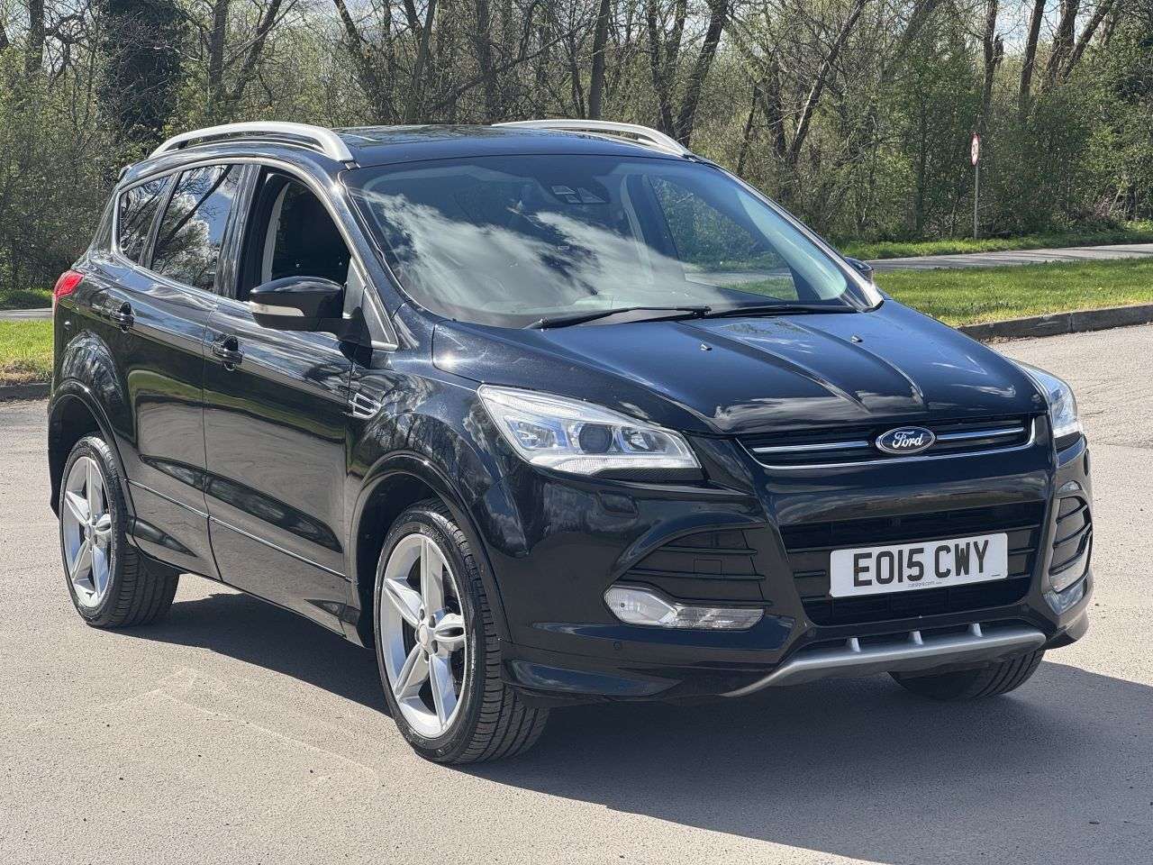 A 2015 FORD KUGA 1.5T EcoBoost Titanium X Sport SUV 5dr Petrol Auto AWD Euro 6 (s/s) (182 ps A 2015 FORD KUGA 1.5T EcoBoost Titanium X Sport SUV 5dr Petrol Auto AWD Euro 6 (s/s) (182 ps
