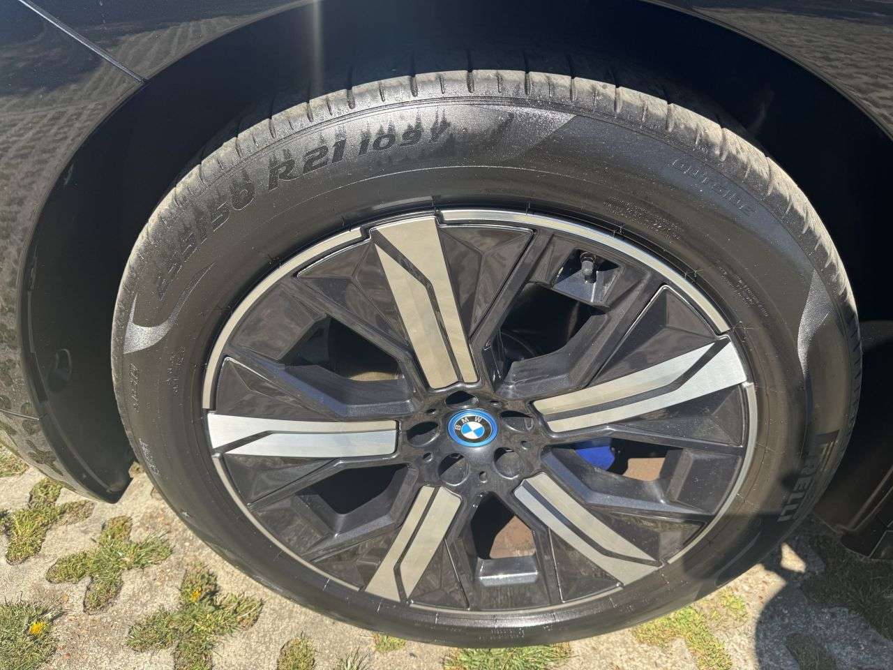 2022 BMW IX 2022 BMW IX