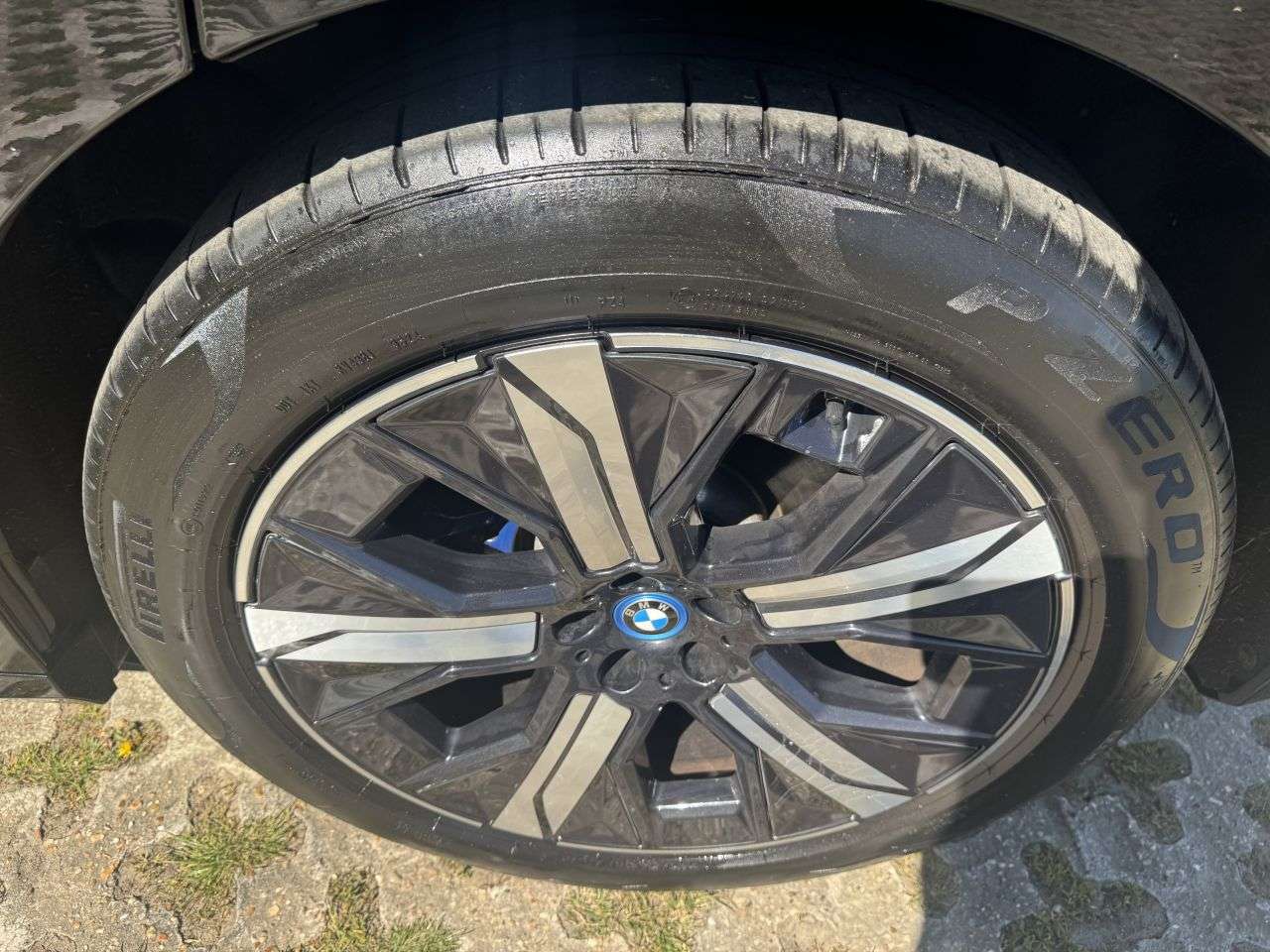 2022 BMW IX 2022 BMW IX