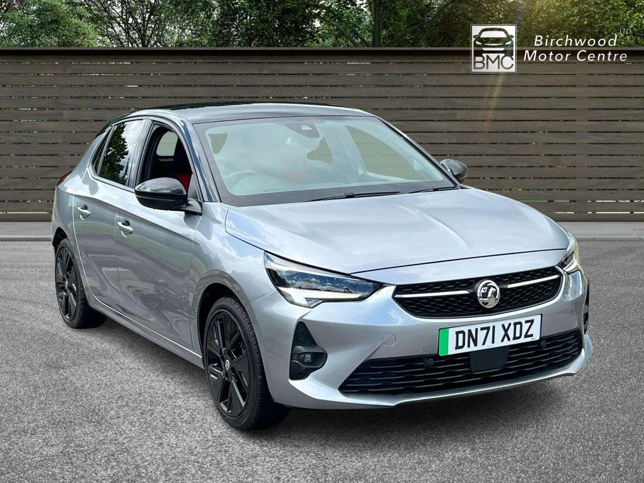 A 2021 VAUXHALL CORSA 50kWh SRi Premium Hatchback 5dr Electric Auto (136 ps) SERVICE HISTORY A 2021 VAUXHALL CORSA 50kWh SRi Premium Hatchback 5dr Electric Auto (136 ps) SERVICE HISTORY