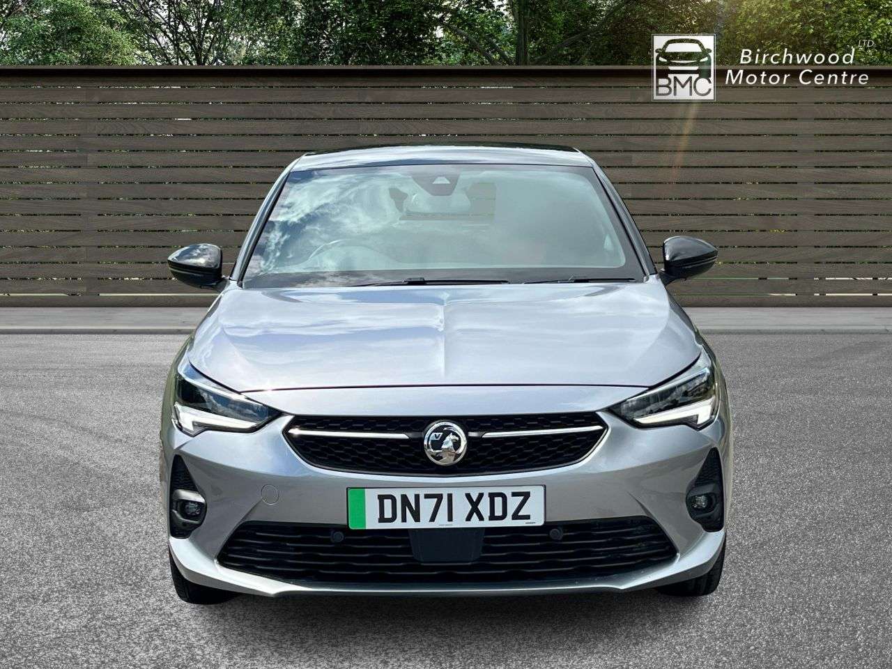 A 2021 VAUXHALL CORSA 50kWh SRi Premium Hatchback 5dr Electric Auto (136 ps) SERVICE HISTORY A 2021 VAUXHALL CORSA 50kWh SRi Premium Hatchback 5dr Electric Auto (136 ps) SERVICE HISTORY