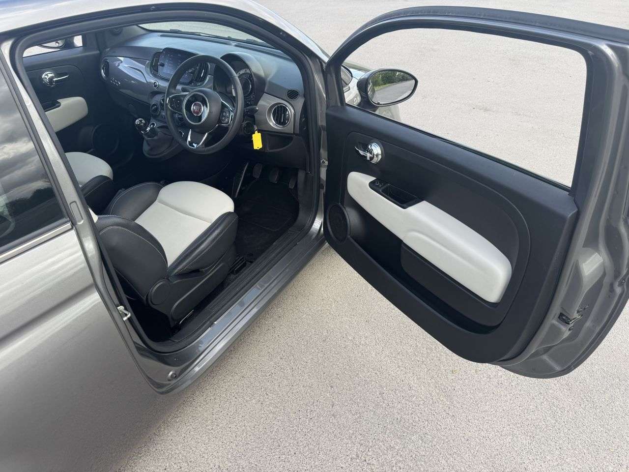 2023 FIAT 500 2023 FIAT 500