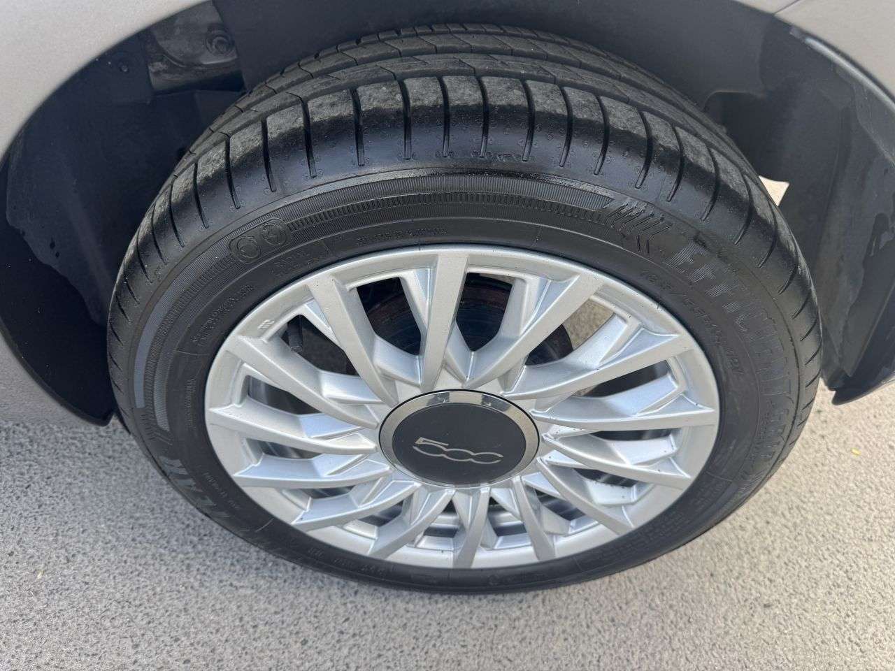 2023 FIAT 500 2023 FIAT 500