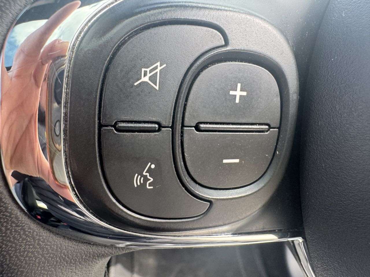 2023 FIAT 500 2023 FIAT 500