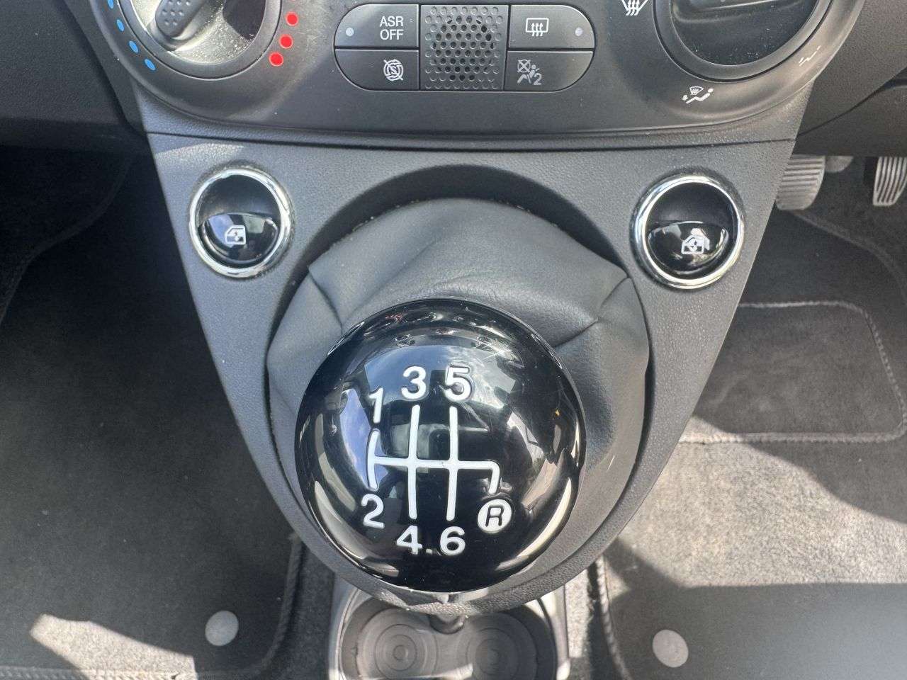 2023 FIAT 500 2023 FIAT 500