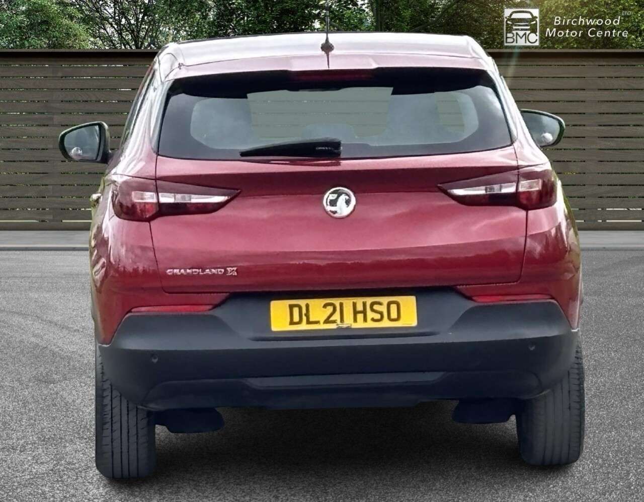 A 2021 VAUXHALL GRANDLAND X 1.2 Turbo SE Premium SUV 5dr Petrol Auto Euro 6 (s/s) (130 ps) SERVICE HIST A 2021 VAUXHALL GRANDLAND X 1.2 Turbo SE Premium SUV 5dr Petrol Auto Euro 6 (s/s) (130 ps) SERVICE HIST