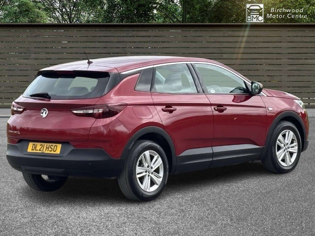A 2021 VAUXHALL GRANDLAND X 1.2 Turbo SE Premium SUV 5dr Petrol Auto Euro 6 (s/s) (130 ps) SERVICE HIST A 2021 VAUXHALL GRANDLAND X 1.2 Turbo SE Premium SUV 5dr Petrol Auto Euro 6 (s/s) (130 ps) SERVICE HIST