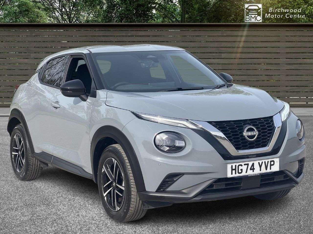 A 2025 NISSAN JUKE 1.0 DIG-T N-Connecta SUV 5dr Petrol DCT Auto Euro 6 (s/s) (114 ps) FULL SER A 2025 NISSAN JUKE 1.0 DIG-T N-Connecta SUV 5dr Petrol DCT Auto Euro 6 (s/s) (114 ps) FULL SER