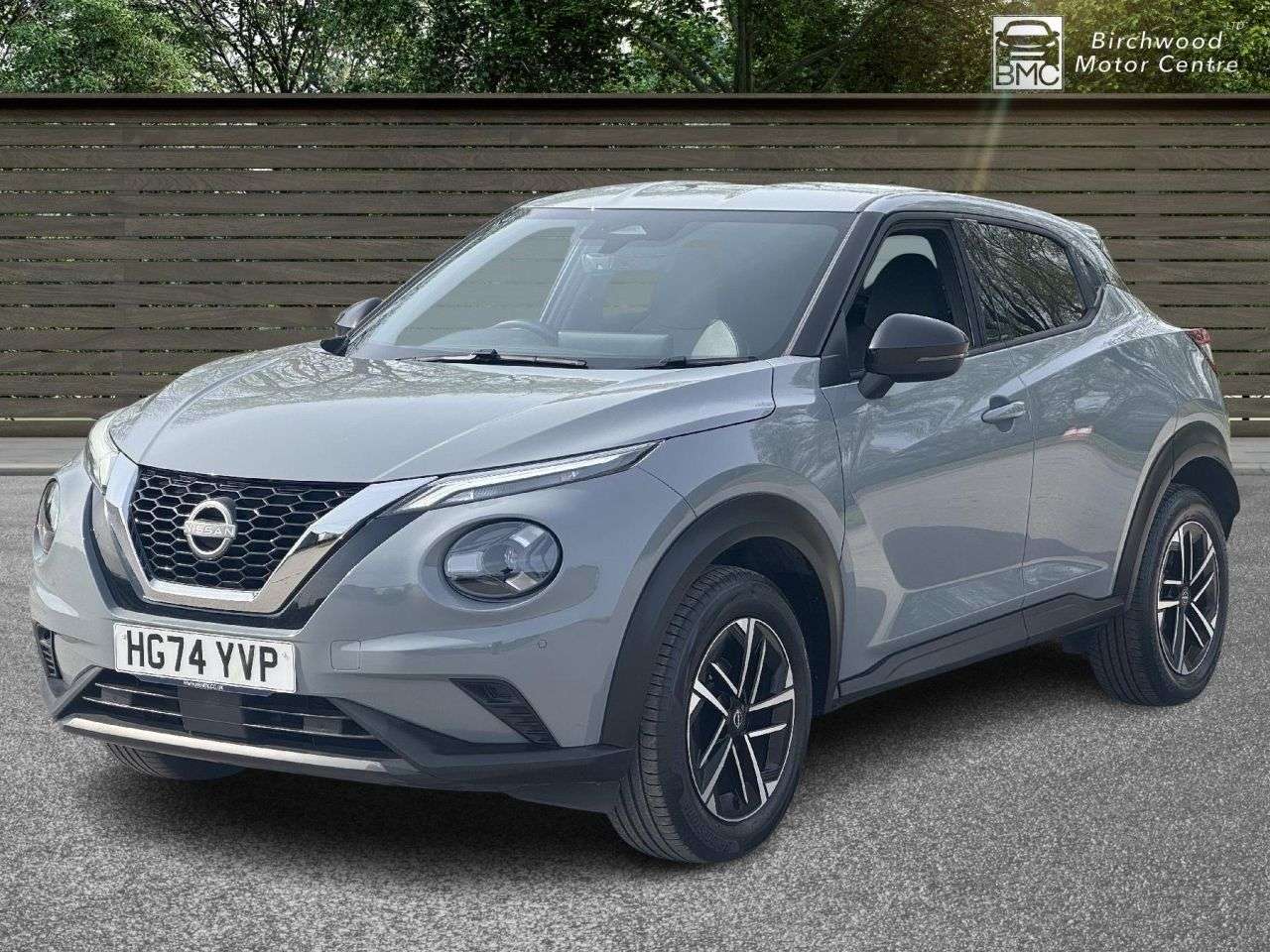 A 2025 NISSAN JUKE 1.0 DIG-T N-Connecta SUV 5dr Petrol DCT Auto Euro 6 (s/s) (114 ps) FULL SER A 2025 NISSAN JUKE 1.0 DIG-T N-Connecta SUV 5dr Petrol DCT Auto Euro 6 (s/s) (114 ps) FULL SER