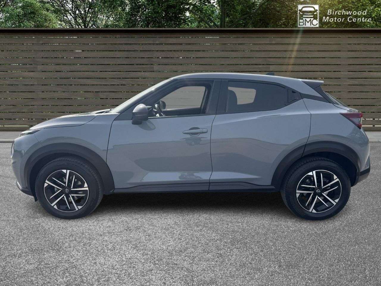 A 2025 NISSAN JUKE 1.0 DIG-T N-Connecta SUV 5dr Petrol DCT Auto Euro 6 (s/s) (114 ps) FULL SER A 2025 NISSAN JUKE 1.0 DIG-T N-Connecta SUV 5dr Petrol DCT Auto Euro 6 (s/s) (114 ps) FULL SER