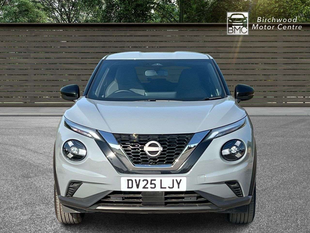 A 2025 NISSAN JUKE 1.0 DIG-T N-Connecta SUV 5dr Petrol DCT Auto Euro 6 (s/s) (114 ps) SERVICE A 2025 NISSAN JUKE 1.0 DIG-T N-Connecta SUV 5dr Petrol DCT Auto Euro 6 (s/s) (114 ps) SERVICE