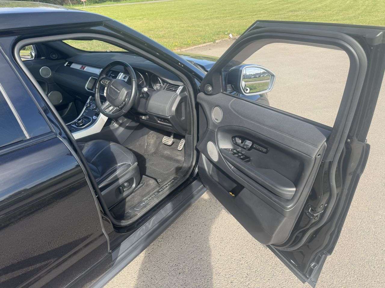 2017 LAND ROVER RANGE ROVER EVOQUE 2017 LAND ROVER RANGE ROVER EVOQUE