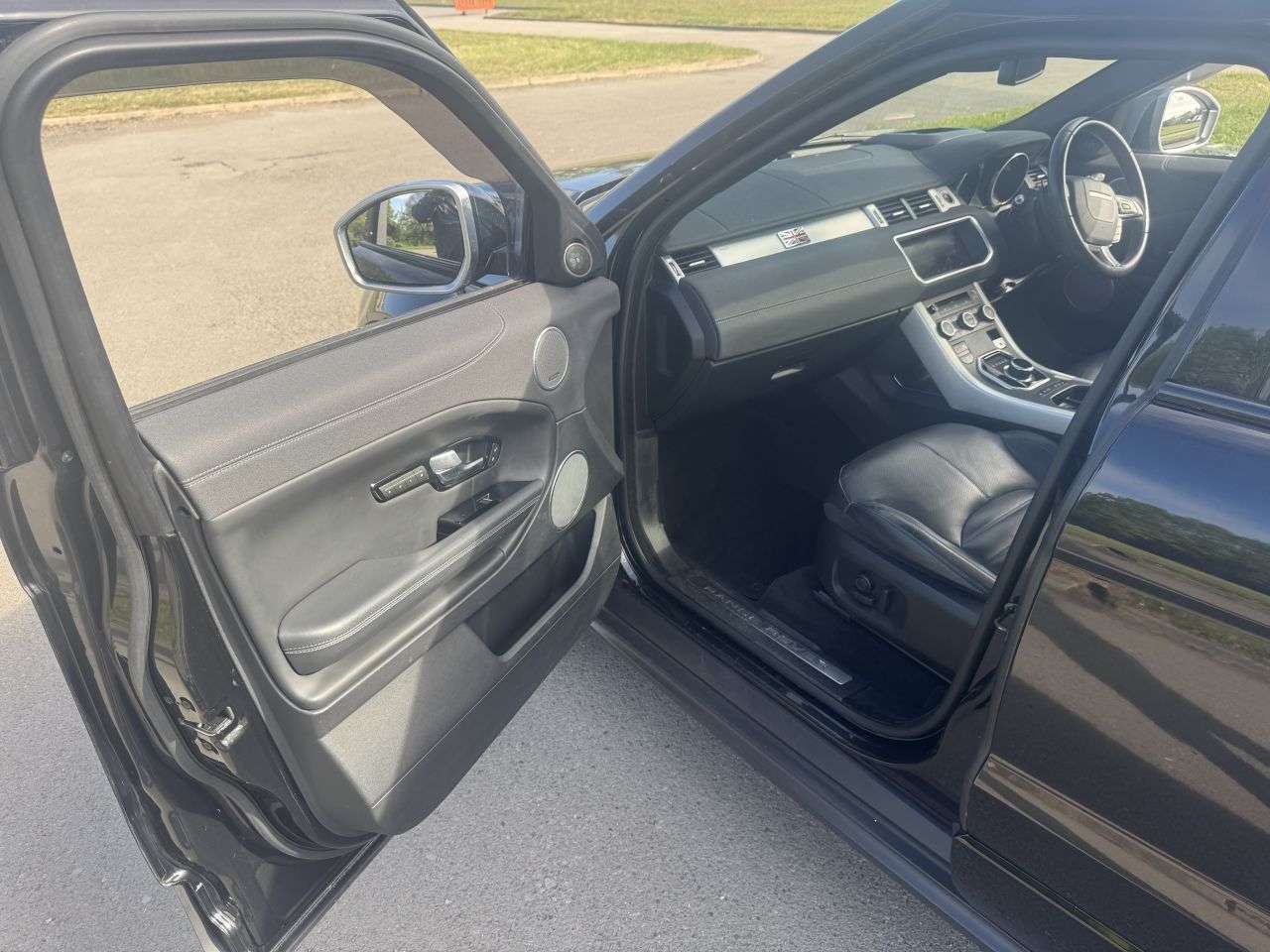 2017 LAND ROVER RANGE ROVER EVOQUE 2017 LAND ROVER RANGE ROVER EVOQUE