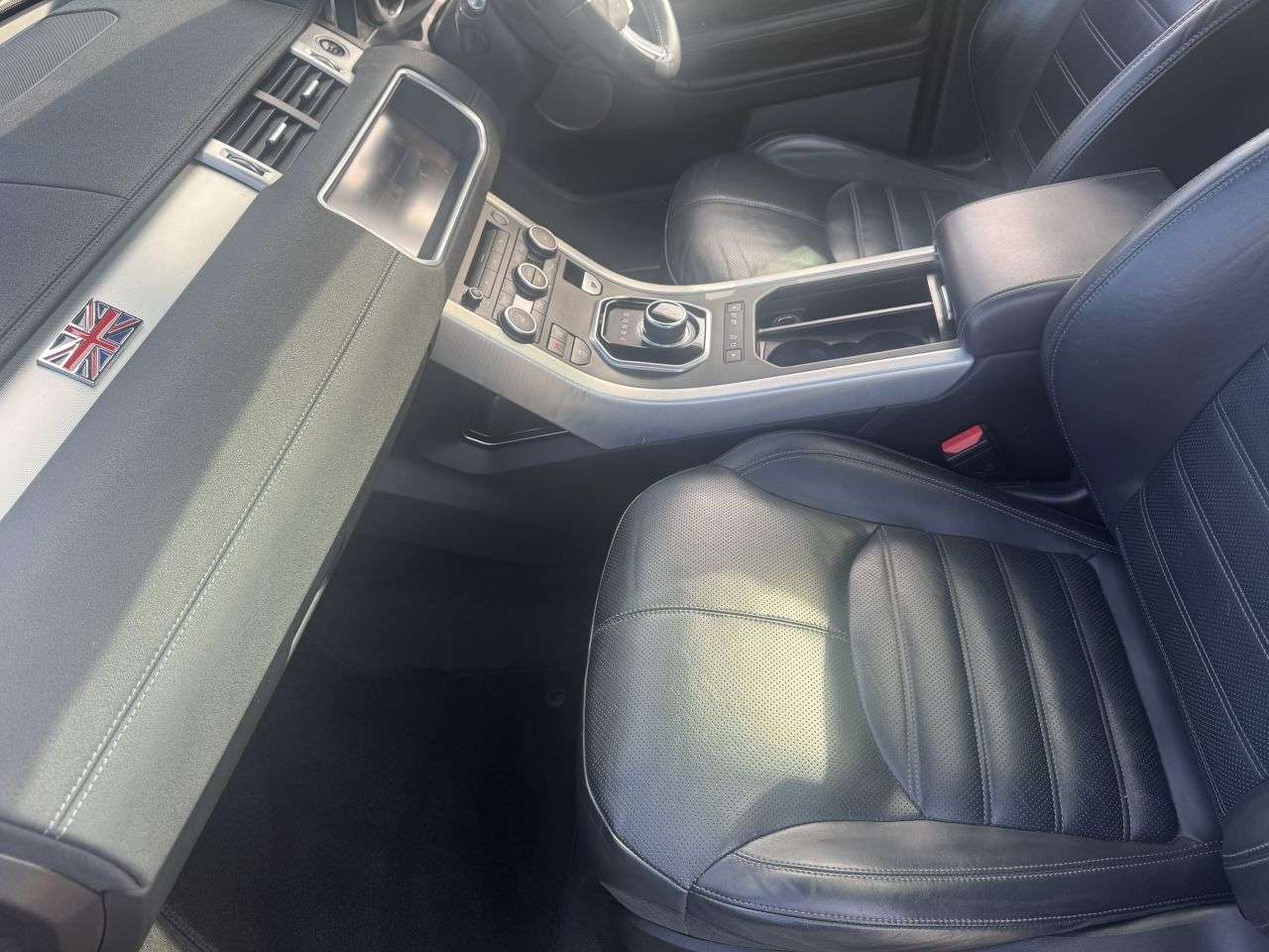 2017 LAND ROVER RANGE ROVER EVOQUE 2017 LAND ROVER RANGE ROVER EVOQUE