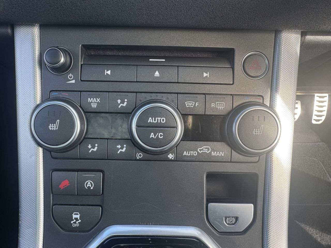 2017 LAND ROVER RANGE ROVER EVOQUE 2017 LAND ROVER RANGE ROVER EVOQUE