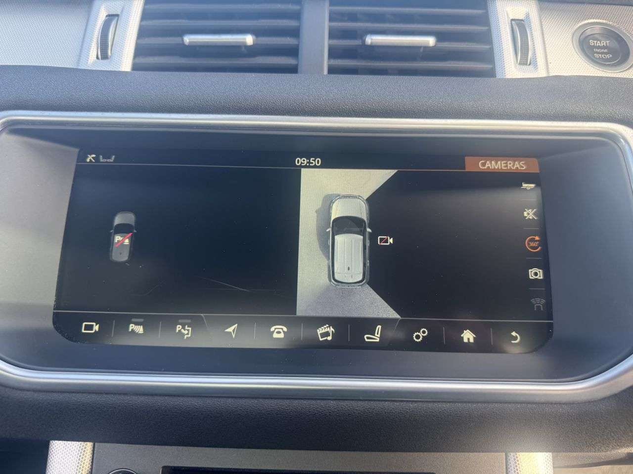 2017 LAND ROVER RANGE ROVER EVOQUE 2017 LAND ROVER RANGE ROVER EVOQUE