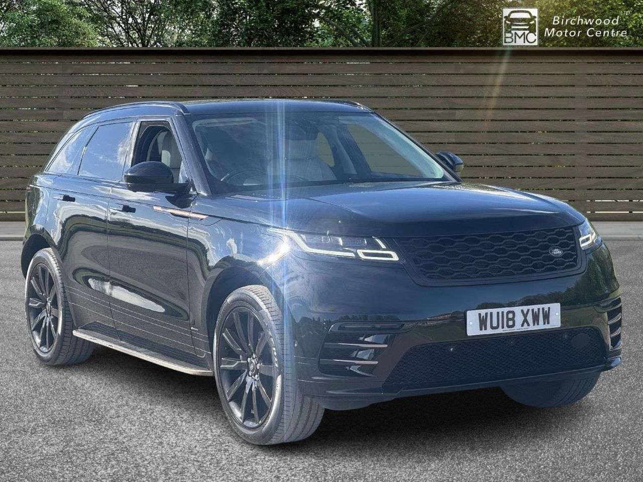 A 2018 LAND ROVER RANGE ROVER VELAR 2.0 D240 R-Dynamic HSE SUV 5dr Diesel Auto 4WD Euro 6 (s/s) (240 ps) SERVIC A 2018 LAND ROVER RANGE ROVER VELAR 2.0 D240 R-Dynamic HSE SUV 5dr Diesel Auto 4WD Euro 6 (s/s) (240 ps) SERVIC