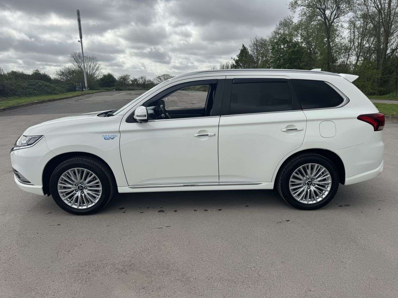 2018 MITSUBISHI OUTLANDER 2018 MITSUBISHI OUTLANDER