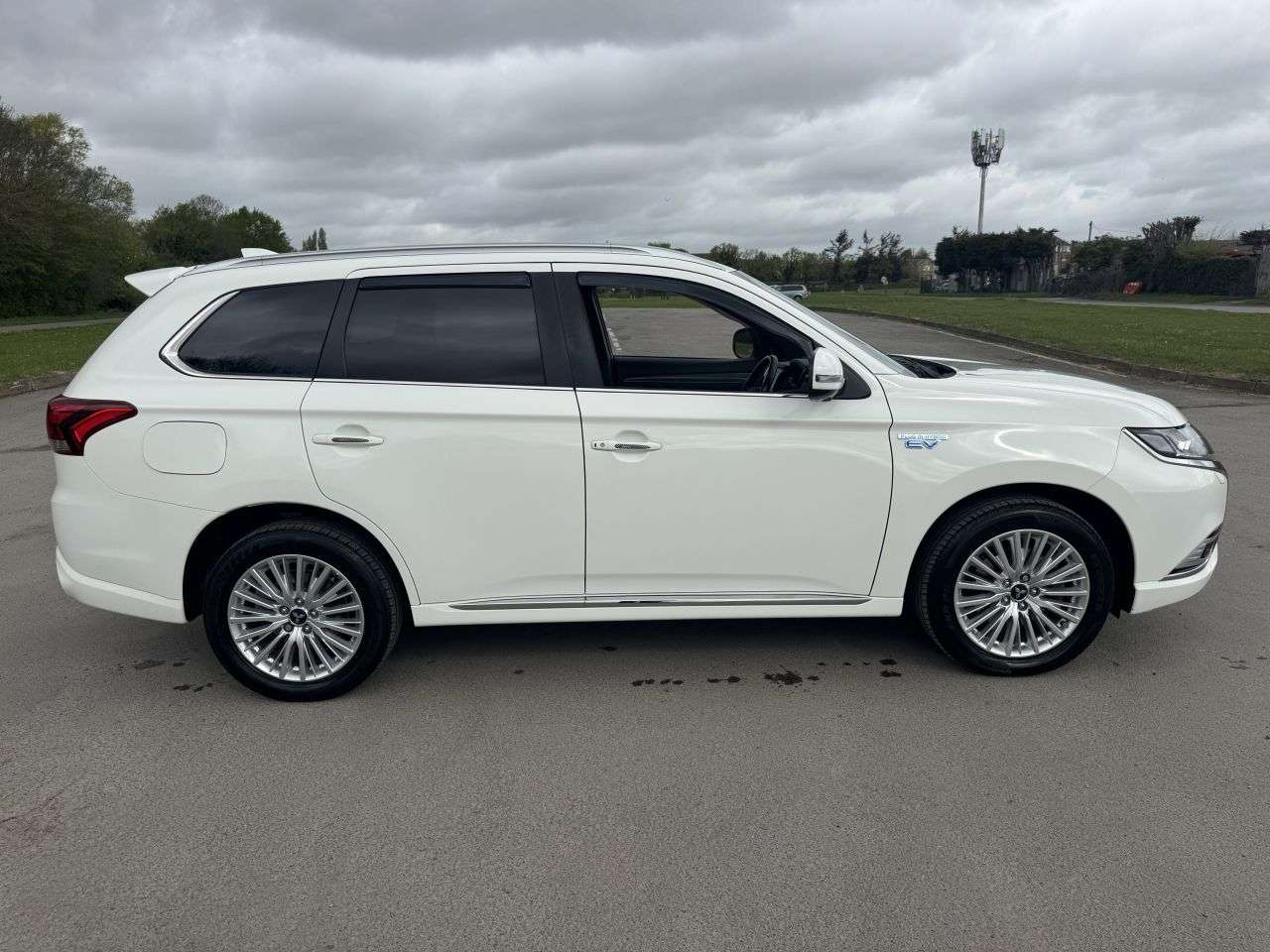 2018 MITSUBISHI OUTLANDER 2018 MITSUBISHI OUTLANDER