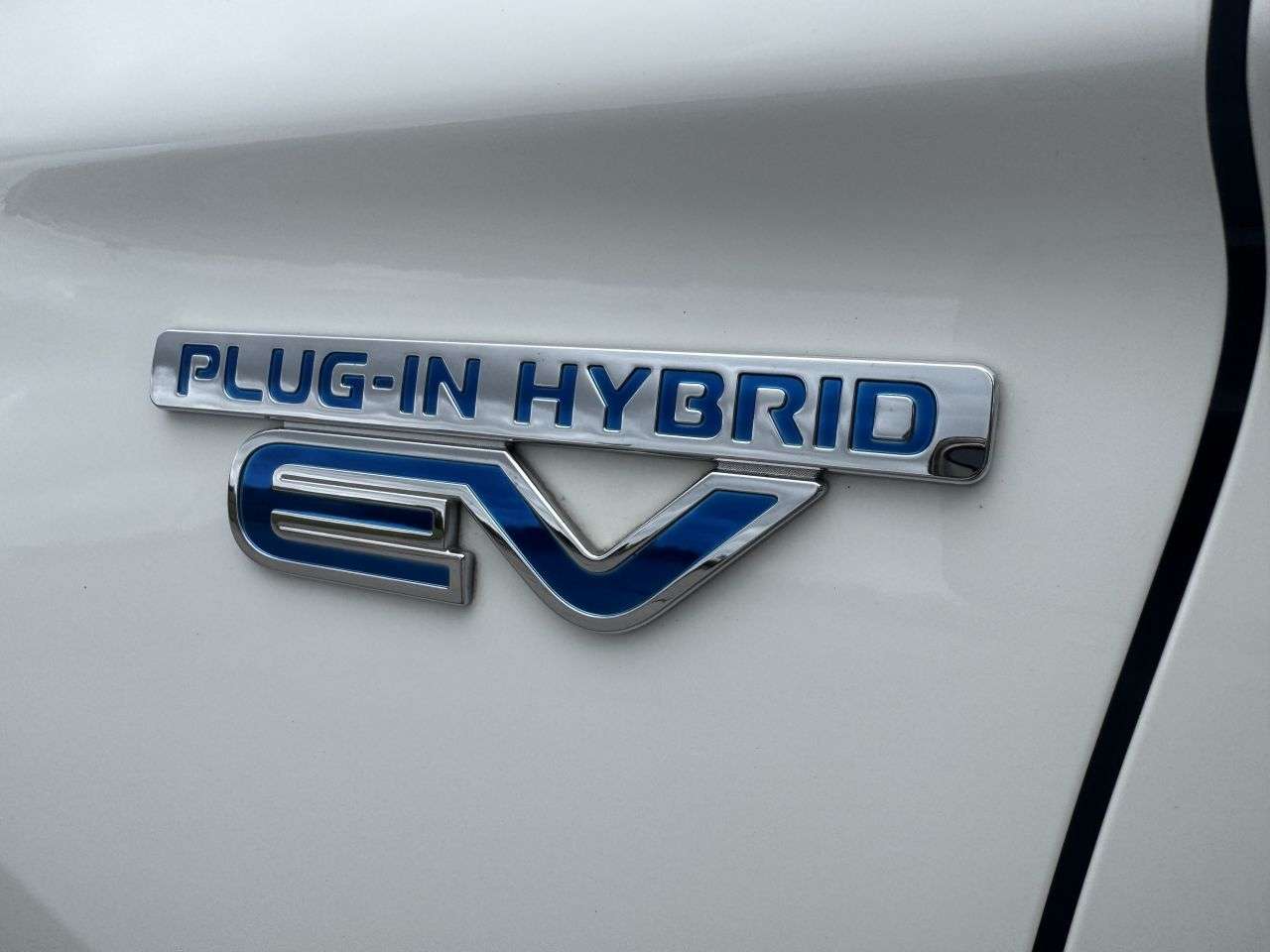 2018 MITSUBISHI OUTLANDER 2018 MITSUBISHI OUTLANDER