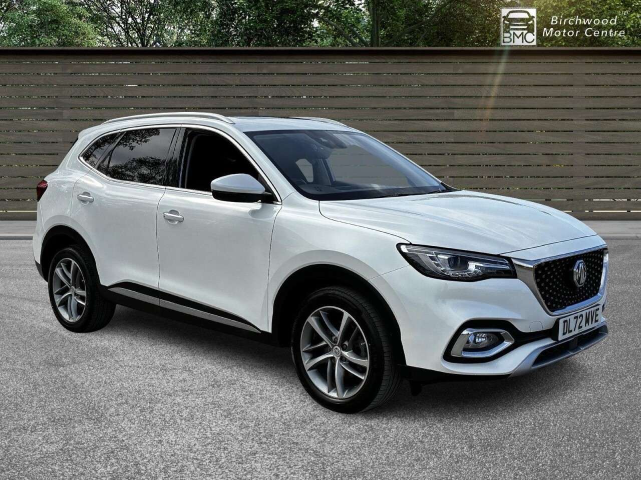 A 2023 MG MG HS 1.5 T-GDI Exclusive SUV 5dr Petrol DCT Euro 6 (s/s) (162 ps) FULL SERVICE H A 2023 MG MG HS 1.5 T-GDI Exclusive SUV 5dr Petrol DCT Euro 6 (s/s) (162 ps) FULL SERVICE H