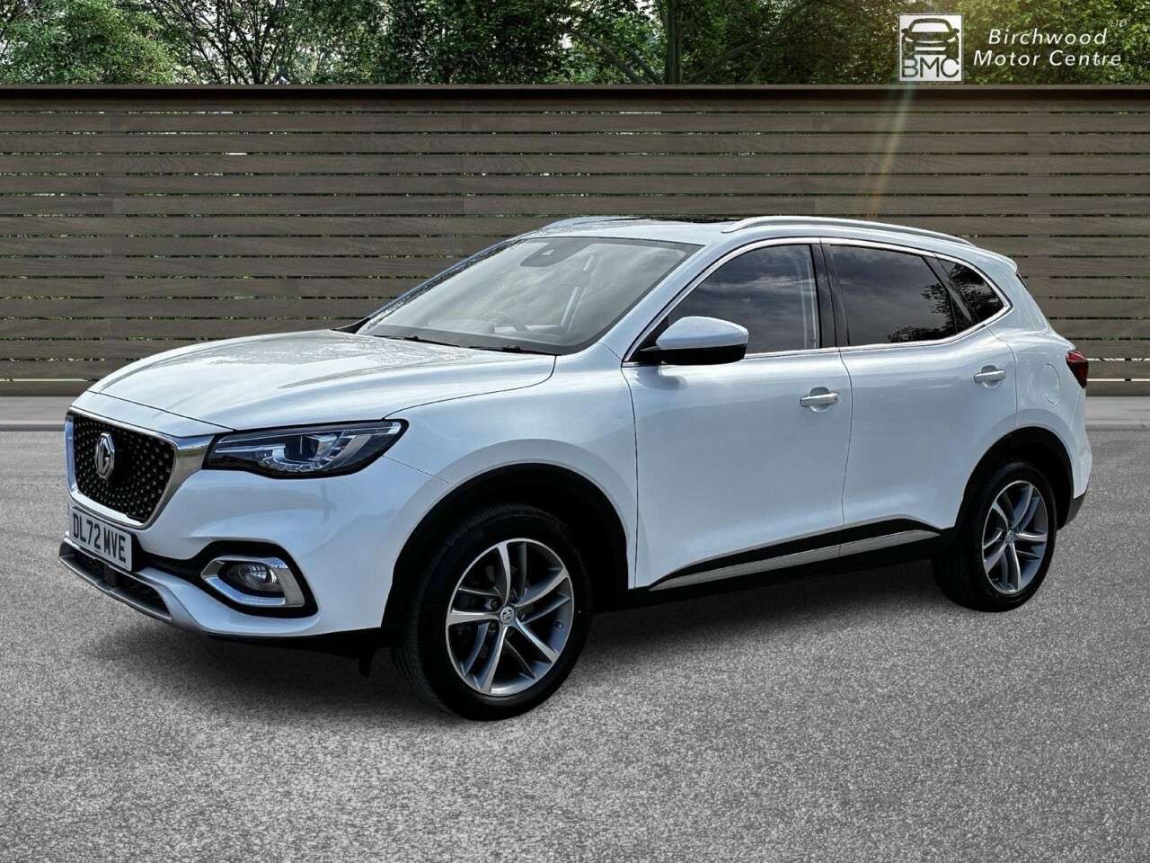 A 2023 MG MG HS 1.5 T-GDI Exclusive SUV 5dr Petrol DCT Euro 6 (s/s) (162 ps) FULL SERVICE H A 2023 MG MG HS 1.5 T-GDI Exclusive SUV 5dr Petrol DCT Euro 6 (s/s) (162 ps) FULL SERVICE H