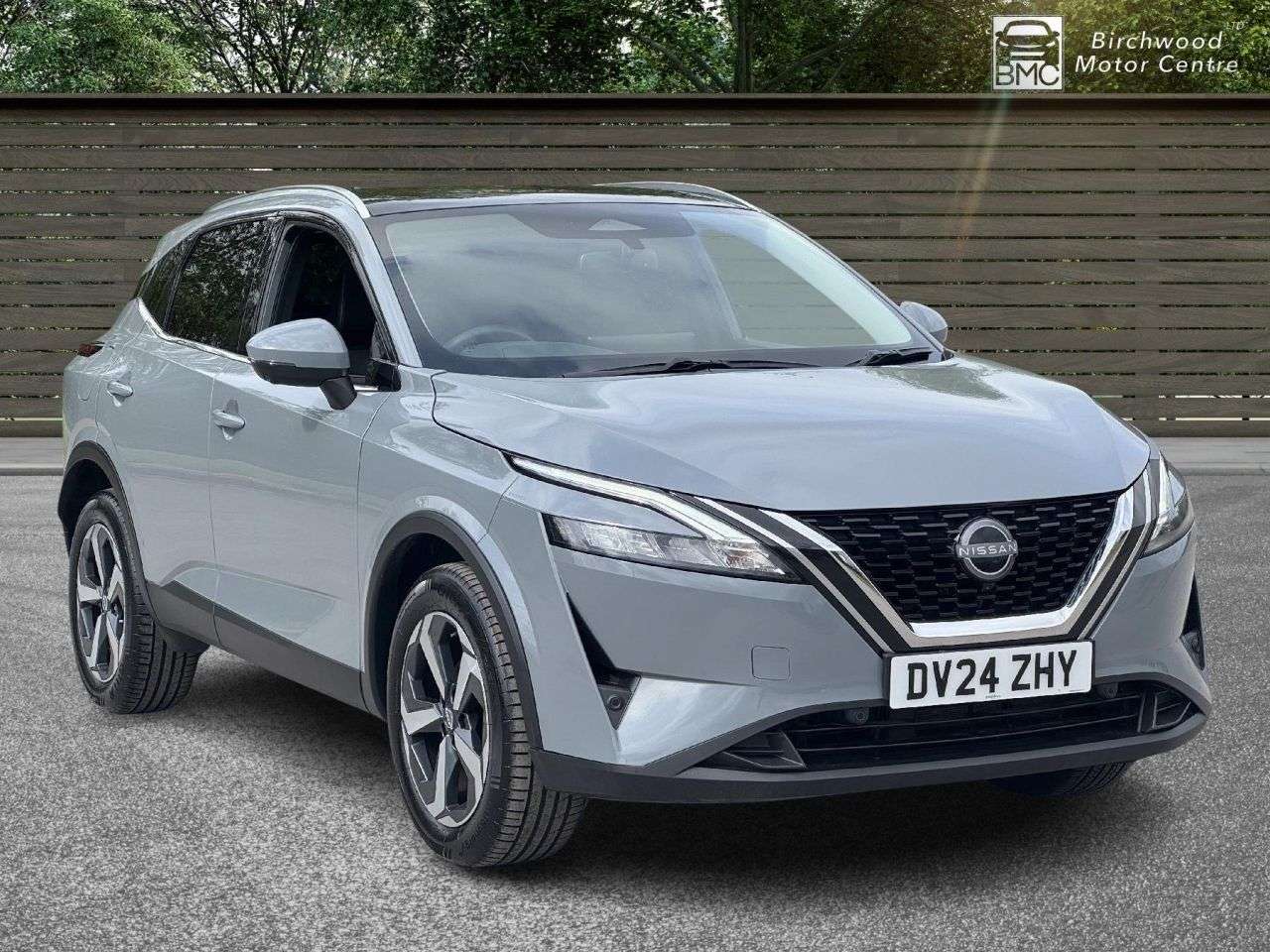 A 2024 NISSAN QASHQAI 1.3 DIG-T MHEV N-Connecta SUV 5dr Petrol Hybrid XTRON Euro 6 (s/s) (158 ps) A 2024 NISSAN QASHQAI 1.3 DIG-T MHEV N-Connecta SUV 5dr Petrol Hybrid XTRON Euro 6 (s/s) (158 ps)