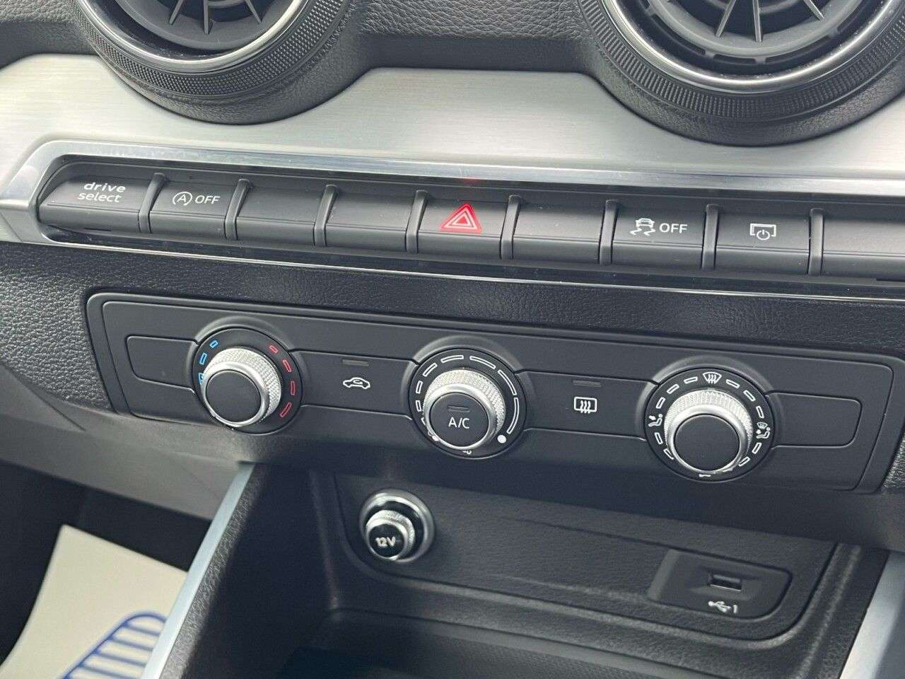 2018 AUDI Q2 2018 AUDI Q2