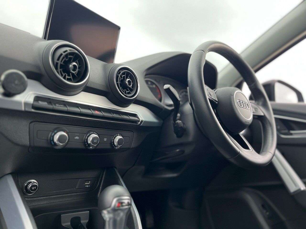 2018 AUDI Q2 2018 AUDI Q2