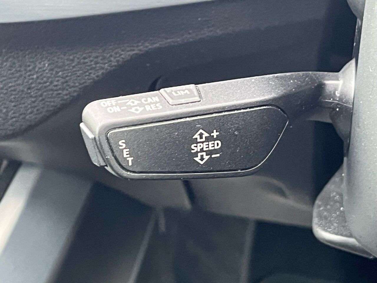 2018 AUDI Q2 2018 AUDI Q2