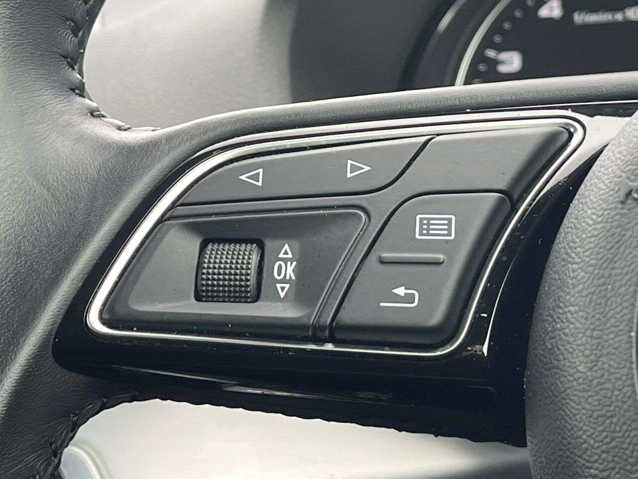 2018 AUDI Q2 2018 AUDI Q2