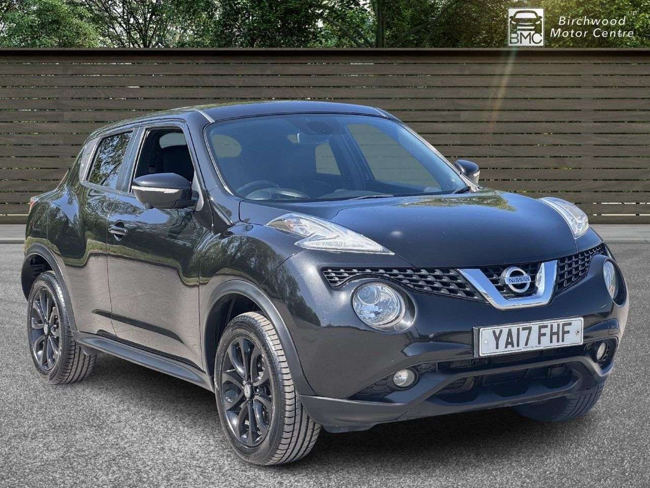 A 2017 NISSAN JUKE 1.6 Tekna SUV 5dr Petrol XTRON Euro 6 (117 ps) SATALITE NAVIGATION A 2017 NISSAN JUKE 1.6 Tekna SUV 5dr Petrol XTRON Euro 6 (117 ps) SATALITE NAVIGATION