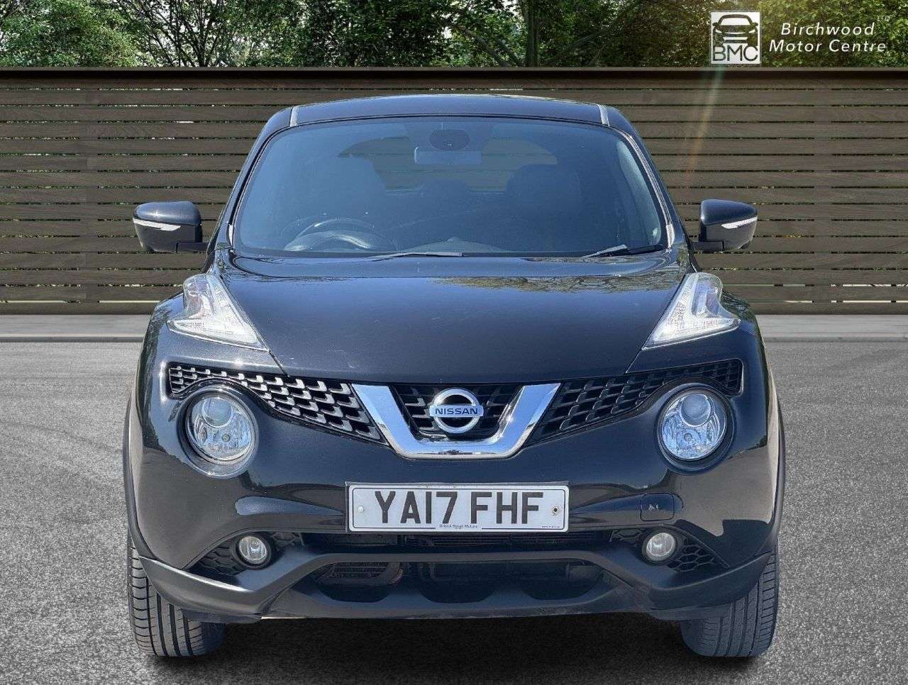 A 2017 NISSAN JUKE 1.6 Tekna SUV 5dr Petrol XTRON Euro 6 (117 ps) SATALITE NAVIGATION A 2017 NISSAN JUKE 1.6 Tekna SUV 5dr Petrol XTRON Euro 6 (117 ps) SATALITE NAVIGATION