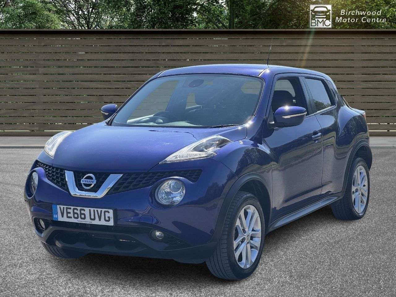 A 2016 NISSAN JUKE 1.2 DIG-T N-Connecta SUV 5dr Petrol Manual Euro 6 (s/s) (115 ps) HISTORY A 2016 NISSAN JUKE 1.2 DIG-T N-Connecta SUV 5dr Petrol Manual Euro 6 (s/s) (115 ps) HISTORY