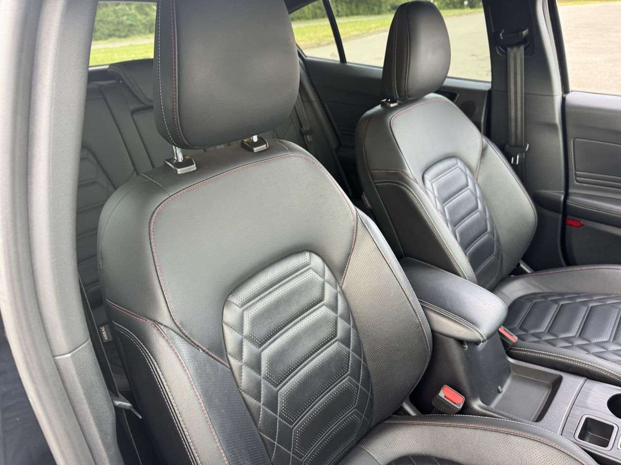 2022 FORD FOCUS 2022 FORD FOCUS