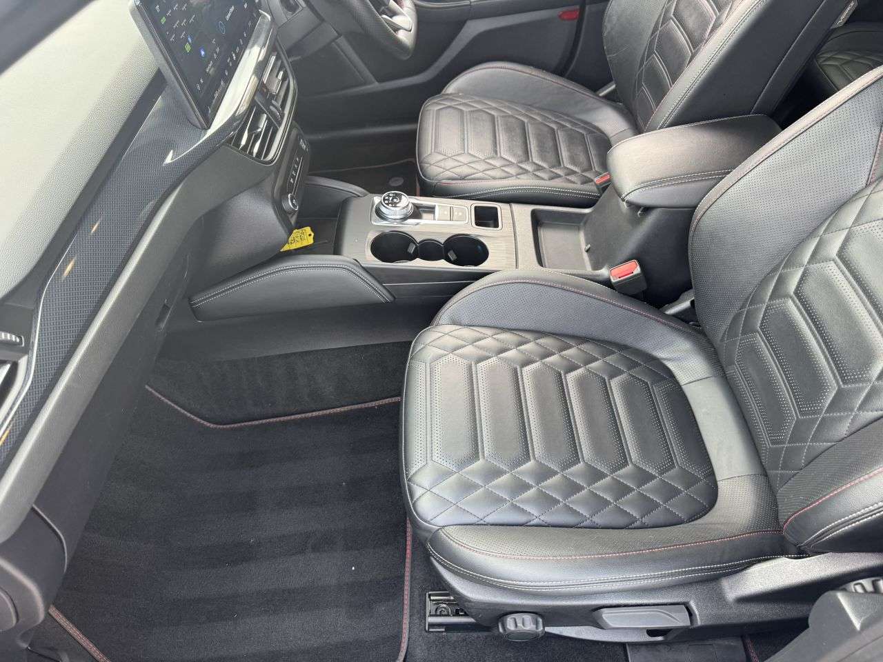 2022 FORD FOCUS 2022 FORD FOCUS